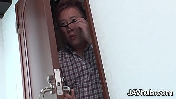 Gorgeous Japanese nymph with big mammories wedged by a thick dick