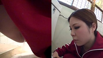 Japanese Women Urinating