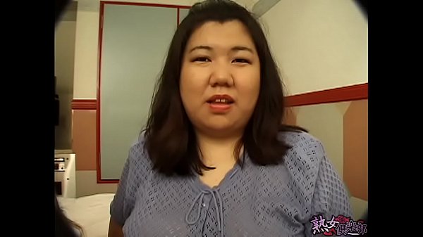 ma0045 – Mature Asian Lezzies eat big fat honeypot.