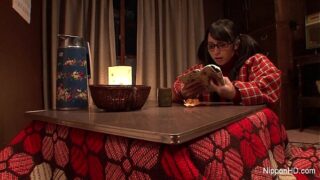 Japanese cockslut masturbates