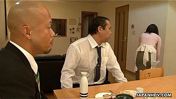 Asian maid sucking him in front of his customer