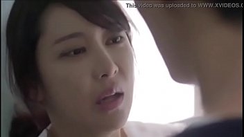 does anyone anybody know what is movie name or the actresss in the flick