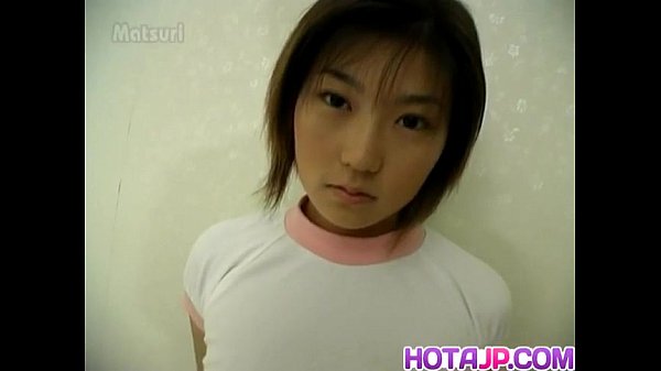 Shinobu has cunt smoothly-shaven and gets magic wand